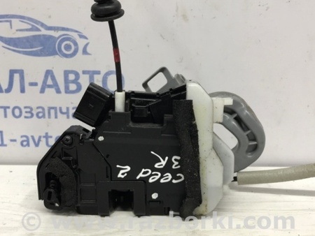 ФОТО Замок двери задний правый для KIA Ceed Киев