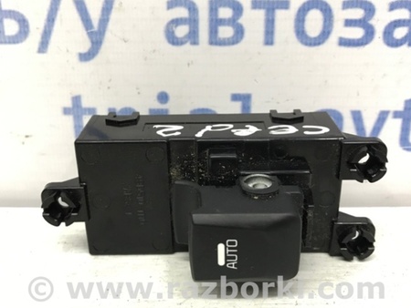 ФОТО Кнопка стеклоподъемника для KIA Ceed Киев