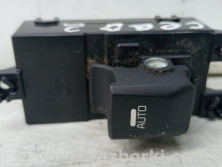 ФОТО Кнопка стеклоподъемника для KIA Ceed Киев