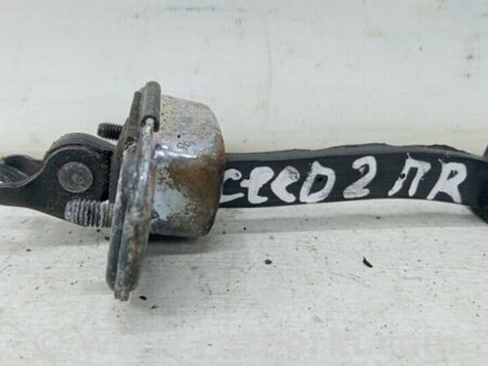 ФОТО Ограничитель двери передний правый для KIA Ceed Киев