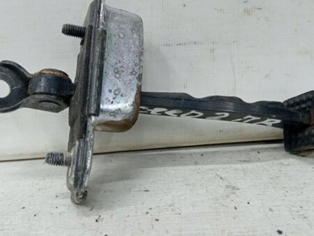 ФОТО Ограничитель двери передний правый для KIA Ceed Киев