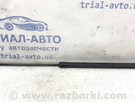 ФОТО Амортизатор крышки багажника для Nissan Qashqai/Roque Sport (2014-2017) Киев