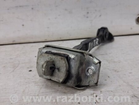 ФОТО Ограничитель двери передний правый для Nissan Qashqai/Roque Sport (2014-2017) Киев