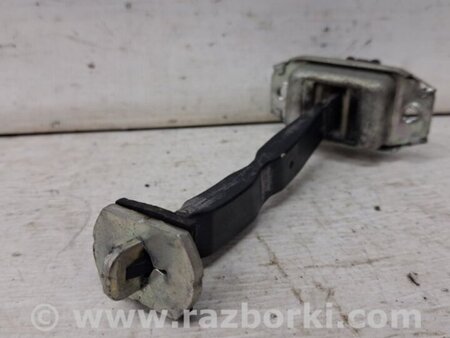 ФОТО Ограничитель двери задний правый для Nissan Qashqai/Roque Sport (2014-2017) Киев