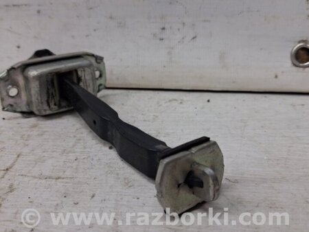 ФОТО Ограничитель двери задний левый для Nissan Qashqai/Roque Sport (2014-2017) Киев