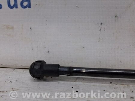 ФОТО Амортизатор крышки багажника для Nissan Qashqai/Roque Sport (2014-2017) Киев