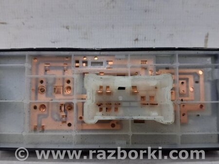 ФОТО Кнопка стеклоподъемника для Nissan Qashqai/Roque Sport (2014-2017) Киев