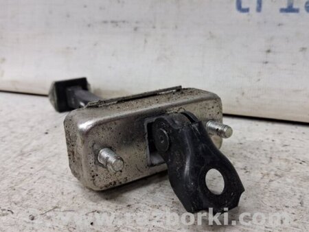 ФОТО Ограничитель двери передний левый для Infiniti Q50 Киев