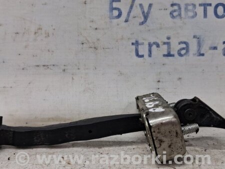 ФОТО Ограничитель двери задний левый для Infiniti Q50 Киев