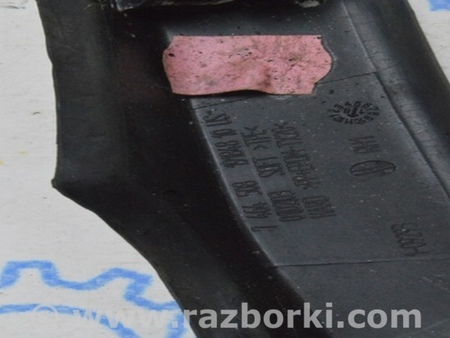 ФОТО Уплотнитель нижней двери багажника правый для BMW X5 G05 (2018-) Одесса