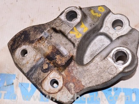 ФОТО Кронштейн двигателя правый для Dodge Journey (2011-2020) Одесса