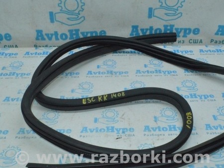 ФОТО Уплотнитель дверного проема зад прав для Ford Escape 3 (01.2012-12.2018) Одесса