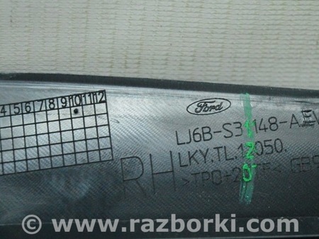 ФОТО Накладка задней стойки правая для Ford Escape 4 (01.2018-...) Одесса