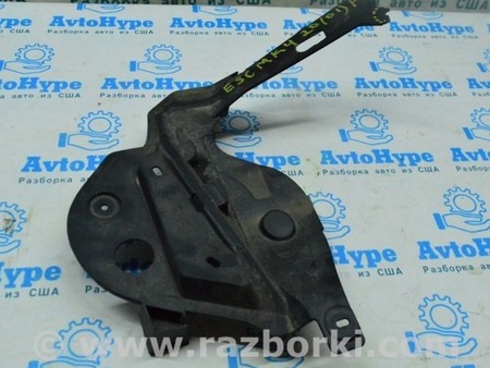 ФОТО Накладка решетки дворников (пластик) прав для Ford Escape 4 (01.2018-...) Одесса