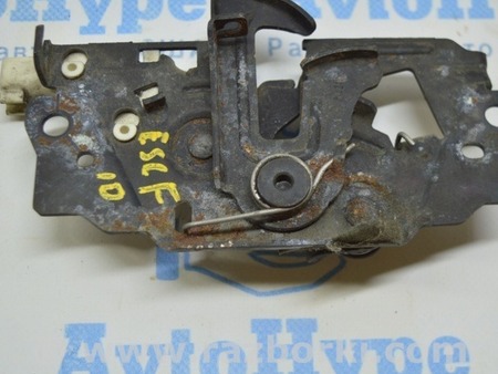 ФОТО Замок капота для Ford Escape 3 (01.2012-12.2018) Одесса