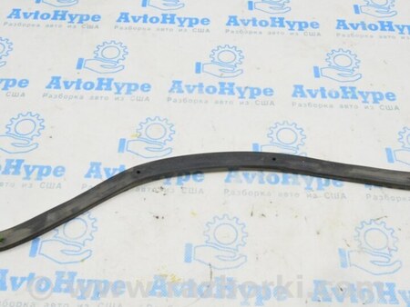 ФОТО Уплотнитель капота передний центр для Honda CR-V (07-11) Одесса