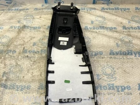 ФОТО Накладка центральной стойки верхняя (ремень) правая для Infiniti QX30 (15-19) Одесса