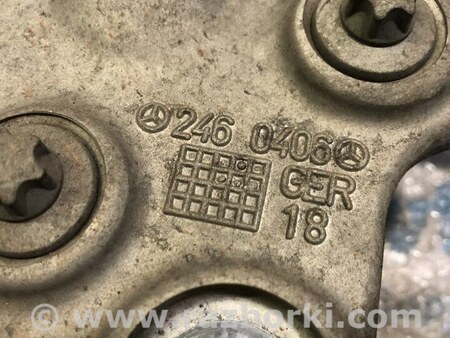 ФОТО Цапфа зад прав для Infiniti QX30 (15-19) Одесса