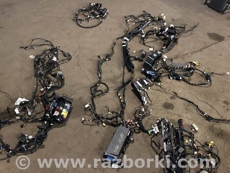 ФОТО Проводка подкапотная с блоком предохранителей для Infiniti QX30 (15-19) Одесса