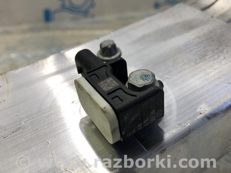 ФОТО Датчик подушки безопасности перед лев для Infiniti QX30 (15-19) Одесса