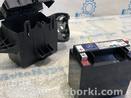 ФОТО Корпус малого АКБ в сборе для Infiniti QX30 (15-19) Одесса