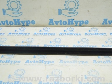 ФОТО Уплотнитель стекла внутренний двери передней левой для Jeep Compass (17-21) Одесса