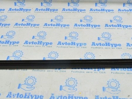 ФОТО Уплотнитель стекла двери внутренний передней правой для Jeep Compass (17-21) Одесса