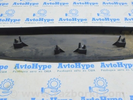 ФОТО Обшивка двери багажника верхняя центр для Jeep Compass (17-21) Одесса