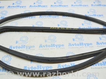 ФОТО Уплотнитель двери зад лев для Jeep Patriot (10-17) Одесса