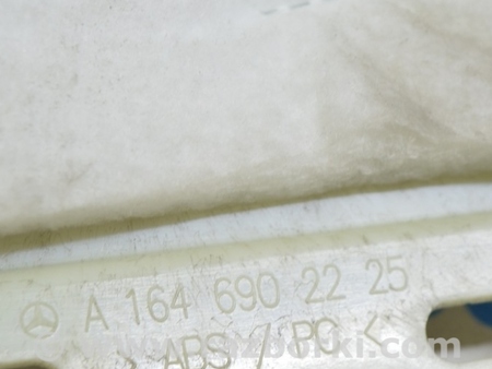 ФОТО Накладка задней стойки передняя правая для Mercedes-Benz GL-CLASS X164 (06-12) Одесса