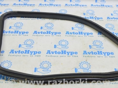 ФОТО Уплотнитель форточки зад лев для Mercedes-Benz GL-CLASS X164 (06-12) Одесса