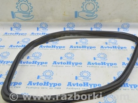 ФОТО Уплотнитель форточки зад прав для Mercedes-Benz GL-CLASS X164 (06-12) Одесса