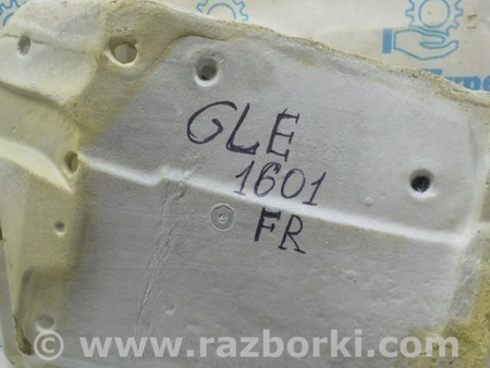 ФОТО Покрытие пола перед прав для Mercedes-Benz W292/C292 (GLE Coupe) Одесса