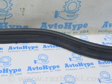 ФОТО Уплотнитель капота для Mercedes-Benz W292/C292 (GLE Coupe) Одесса