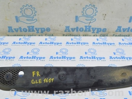 ФОТО Уплотнитель крыла дверь-крыло прав для Mercedes-Benz W292/C292 (GLE Coupe) Одесса