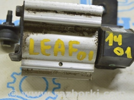 ФОТО Трехсторонний клапан кондиционера для Nissan LEAF (10-17) Одесса