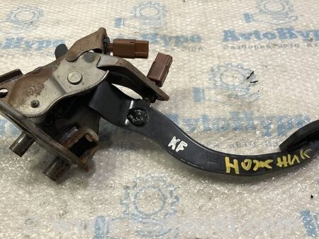 ФОТО Педаль ручника для Nissan Sentra B17 (12-19) Одесса