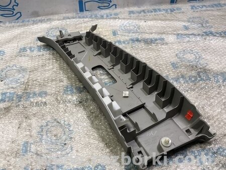 ФОТО Накладка центральной стойки верхняя (ремень) правая для Nissan Sentra B17 (12-19) Одесса