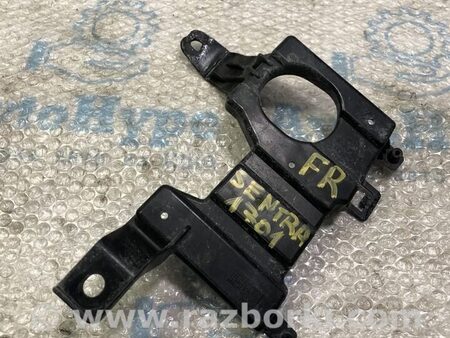 ФОТО Крепление решетки радиатора прав для Nissan Sentra B17 (12-19) Одесса