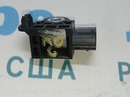 ФОТО Датчик подушки безопасности задний лев для Nissan Rogue (14-20) Одесса