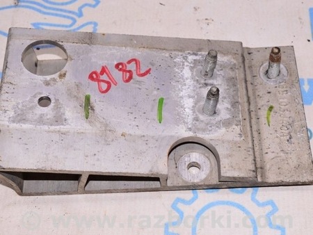 ФОТО Клык усилителя заднего бампера прав для Nissan Pathfinder R52 (12-21) Одесса