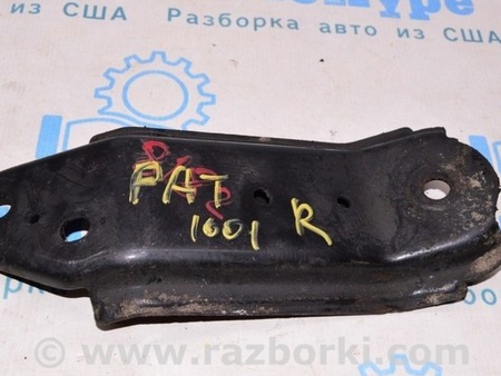 ФОТО Лопух переднего подрамника прав для Nissan Pathfinder R52 (12-21) Одесса