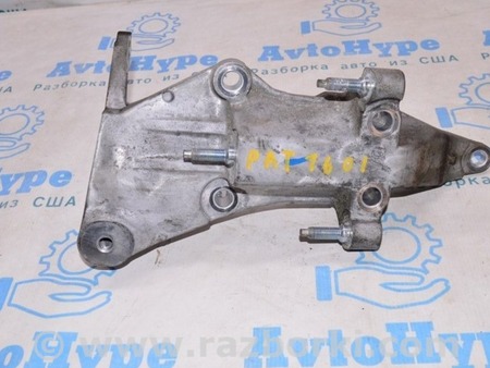 ФОТО Кронштейн подушки двигателя прав верх для Nissan Pathfinder R52 (12-21) Одесса