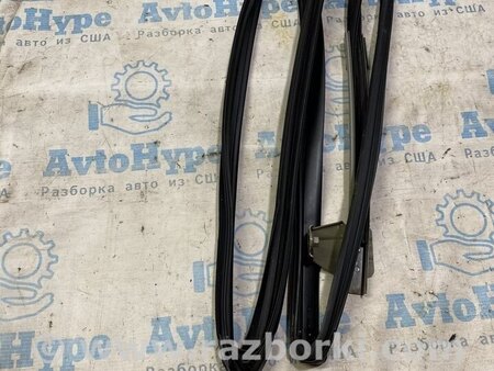 ФОТО Уплотнитель стекла перед лев реализ для Toyota Highlander (13-19) Одесса