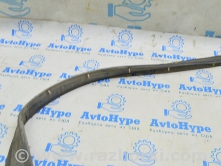 ФОТО Уплотнитель двери нижний зад лев для Toyota Sequoia (08-17) Одесса