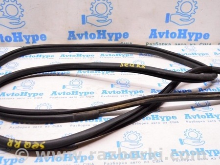 ФОТО Уплотнитель дверного проема зад прав для Toyota Sequoia (08-17) Одесса