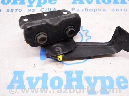 ФОТО Крюк замка капота для Toyota Sequoia (08-17) Одесса