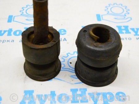 ФОТО Подушка кузова первая для Toyota Sequoia (08-17) Одесса