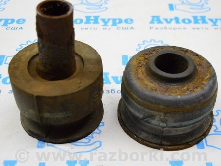 ФОТО Подушка кузова третья для Toyota Sequoia (08-17) Одесса