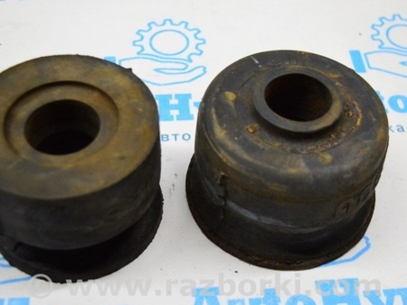 ФОТО Подушка кузова третья для Toyota Sequoia (08-17) Одесса